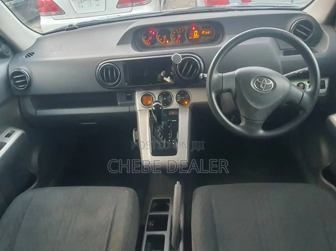 Toyota Corolla Rumion 2008 Beige