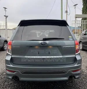 Subaru Forester 2011 Teal