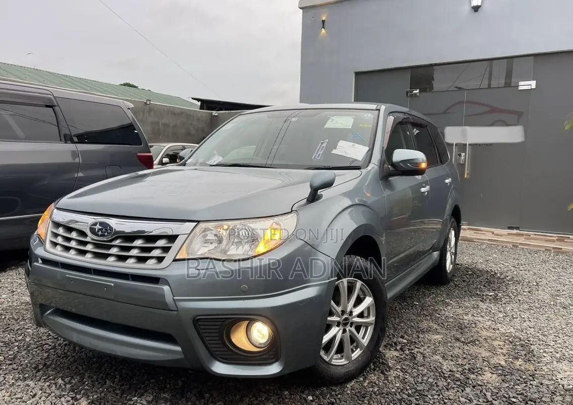 Subaru Forester 2011 Teal