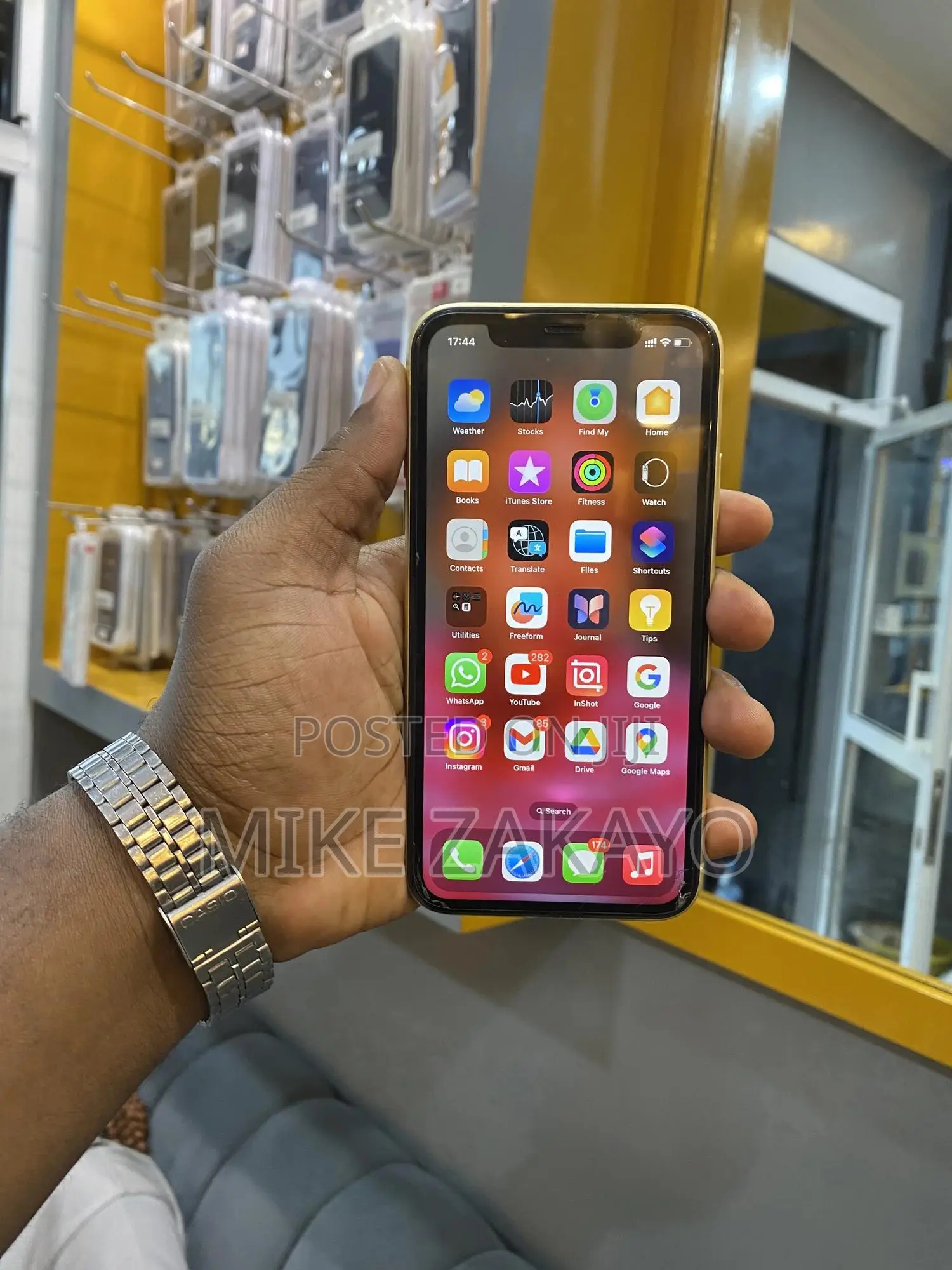 Apple iPhone XR 128 GB Yellow