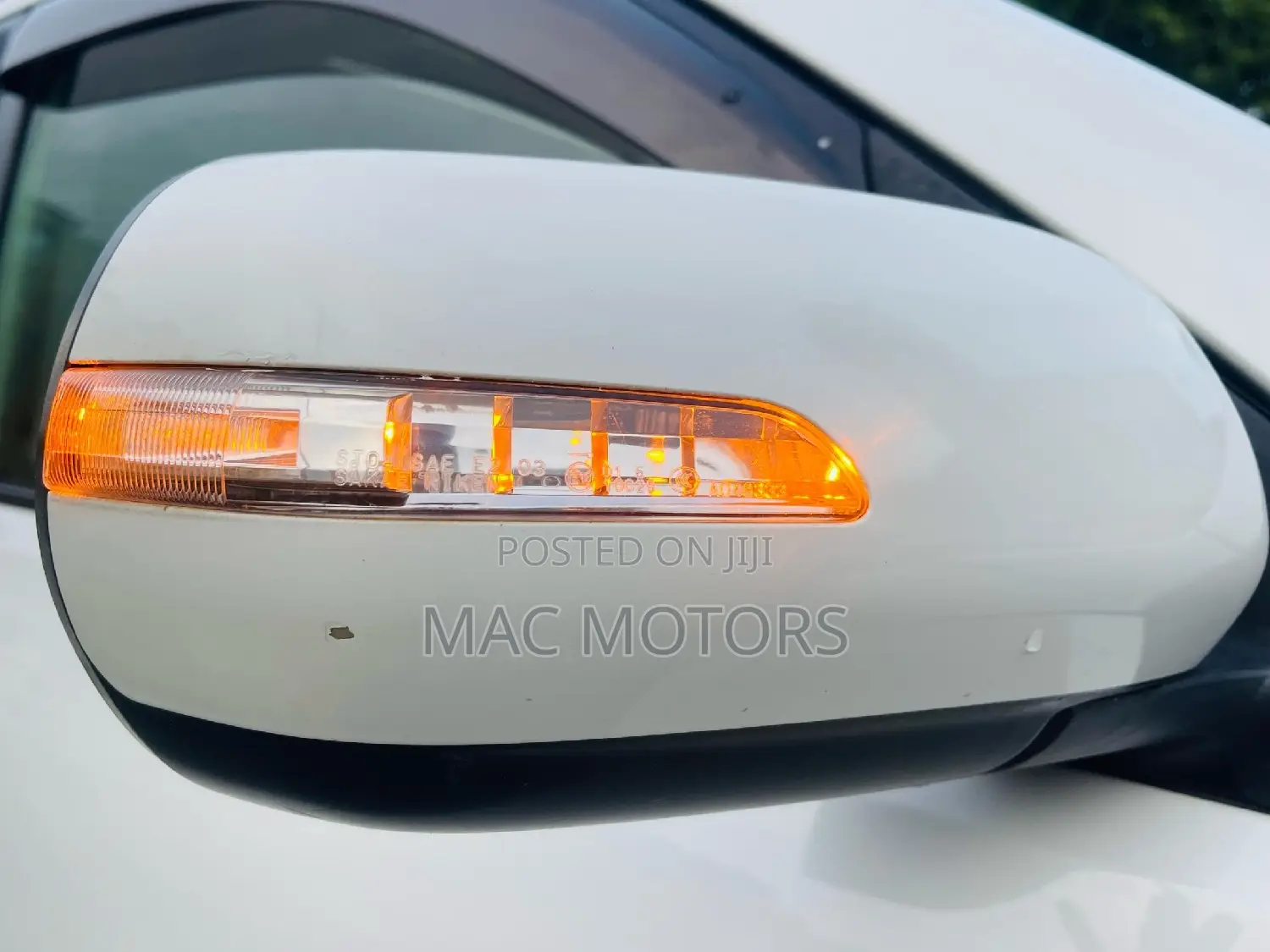 Suzuki Escudo 2013 White