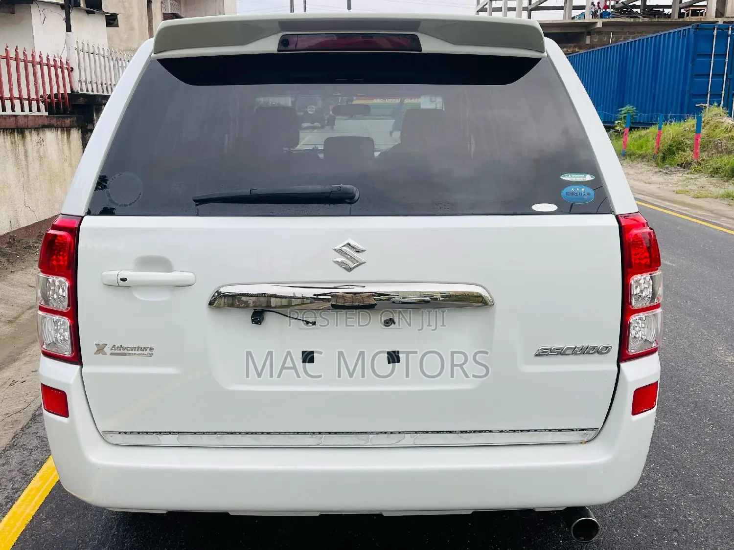 Suzuki Escudo 2013 White