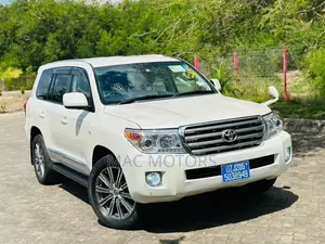 Toyota Land Cruiser 4.5 V8 VXR 2008 White