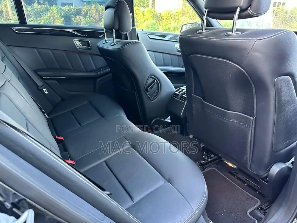 Mercedes-Benz E250 2011 Black