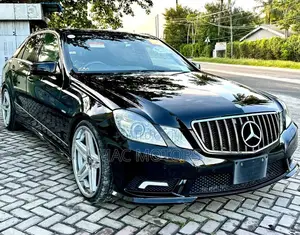 Mercedes-Benz E250 2011 Black