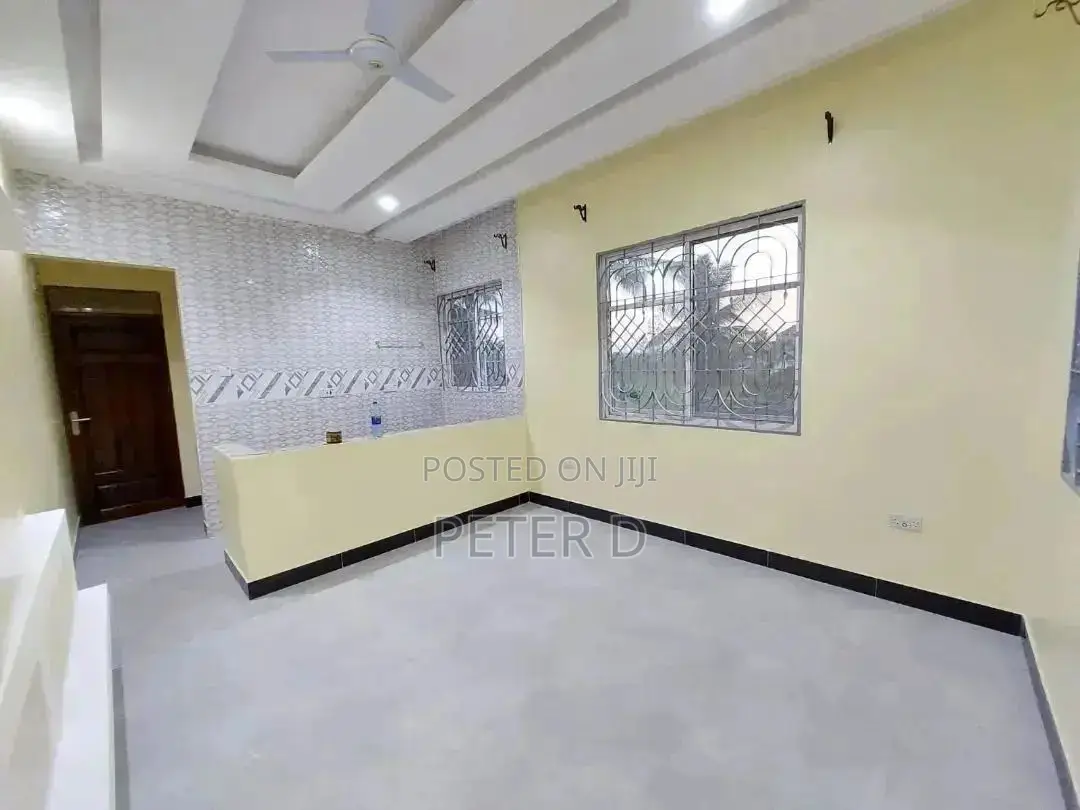 1bdrm Shared Apartment in Kimara for rent