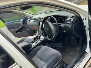 Toyota Crown Royale 2005 White