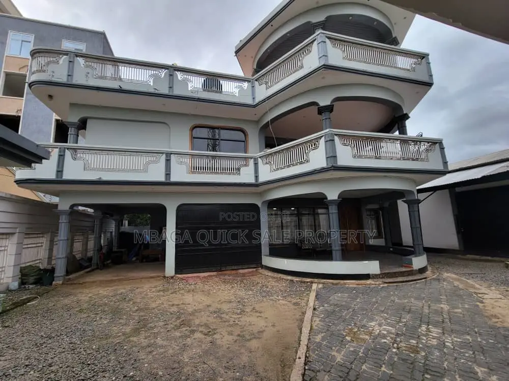 5bdrm House in Mikocheni for rent