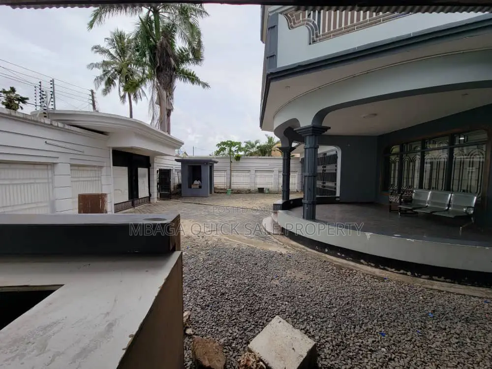 5bdrm House in Mikocheni for rent