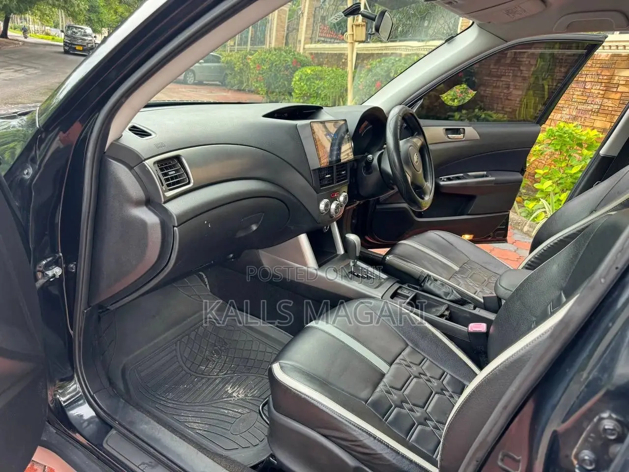 Subaru Forester 2011 Black
