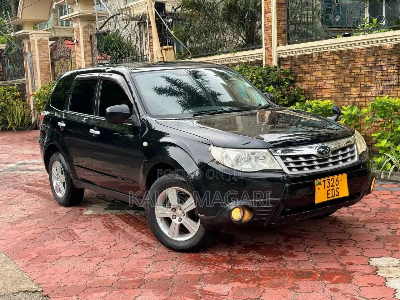 Subaru Forester 2011 Black