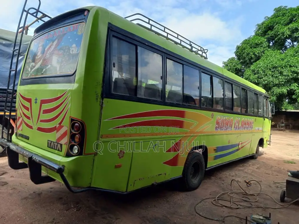 Tata Starbus Ultra Skool 1998