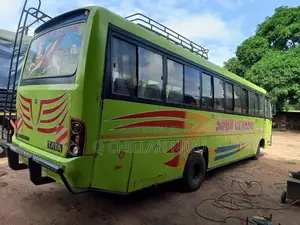Tata Starbus Ultra Skool 1998