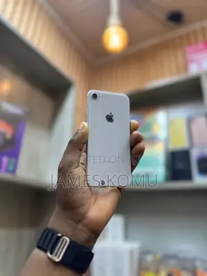 Apple iPhone 8 64 GB White