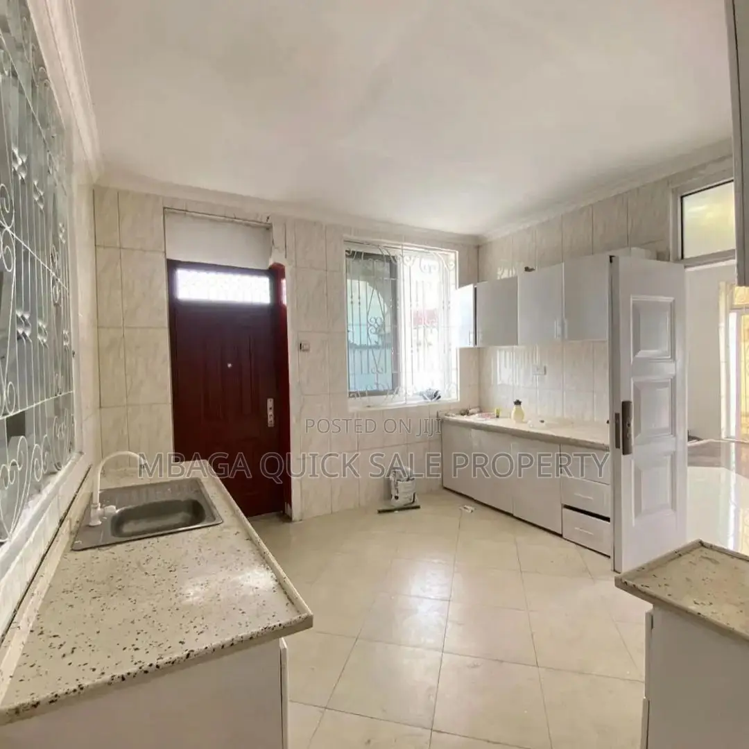 4bdrm House in Mbweni Jkt for rent