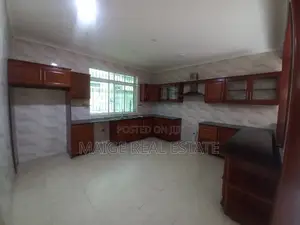 6bdrm Duplex in Msasani for rent