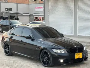BMW 3 Series 2010 Black
