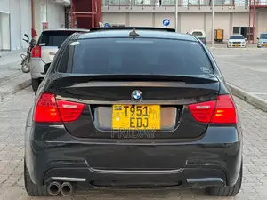 BMW 3 Series 2010 Black
