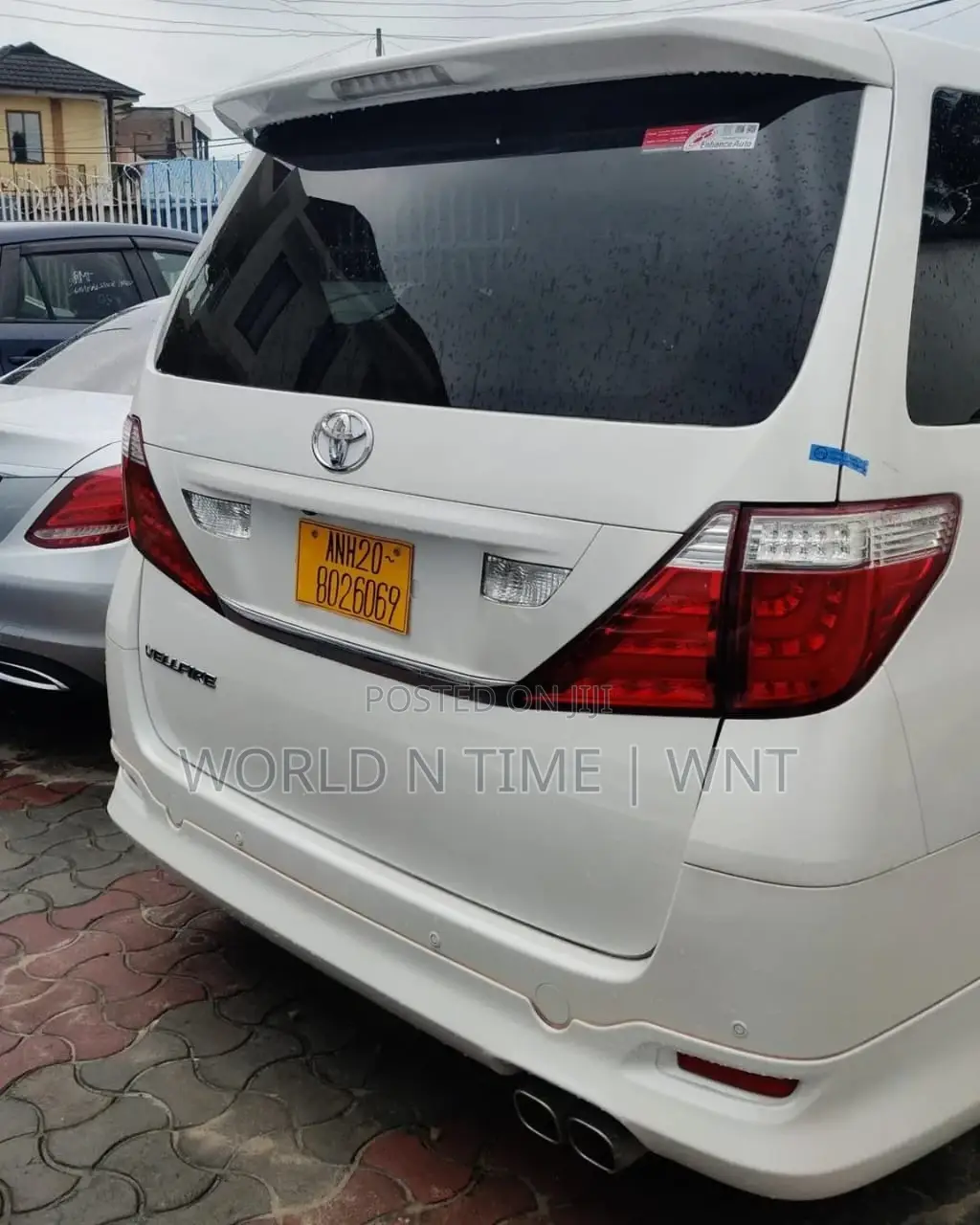 Toyota Vellfire 2009 White