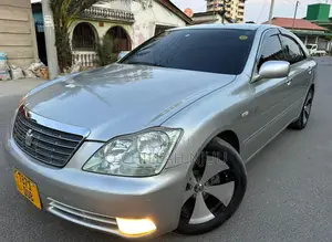 Toyota Crown Royale 2005 Silver
