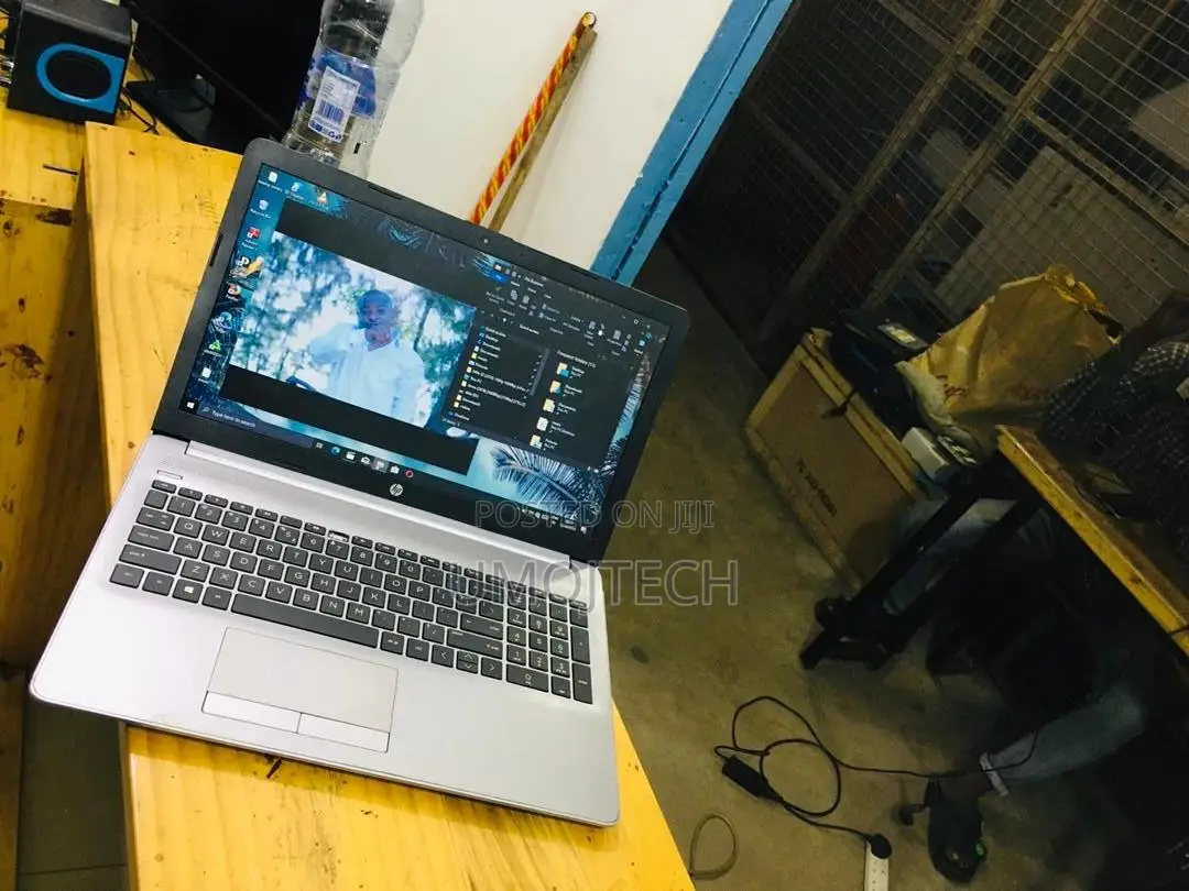 Laptop HP 250 G7 8GB AMD A4 HDD 500GB