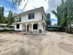 4bdrm Bungalow in Kawe Beach for rent