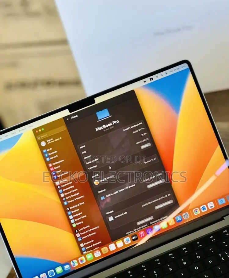 New Laptop Apple MacBook Pro 2021 M1 16GB Apple M1 Pro SSD 512GB