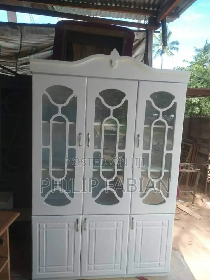 Kabati La Vyombo