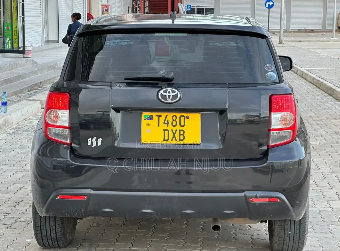 Toyota IST 2008 Black