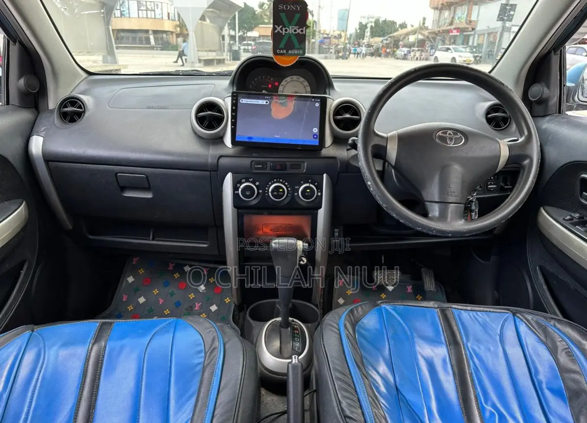 Toyota IST 2005 Blue