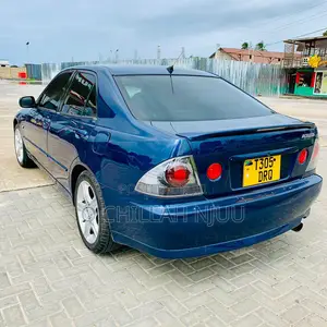 Toyota Altezza 2000 Blue
