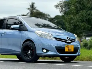 Toyota Vitz 2013 Blue