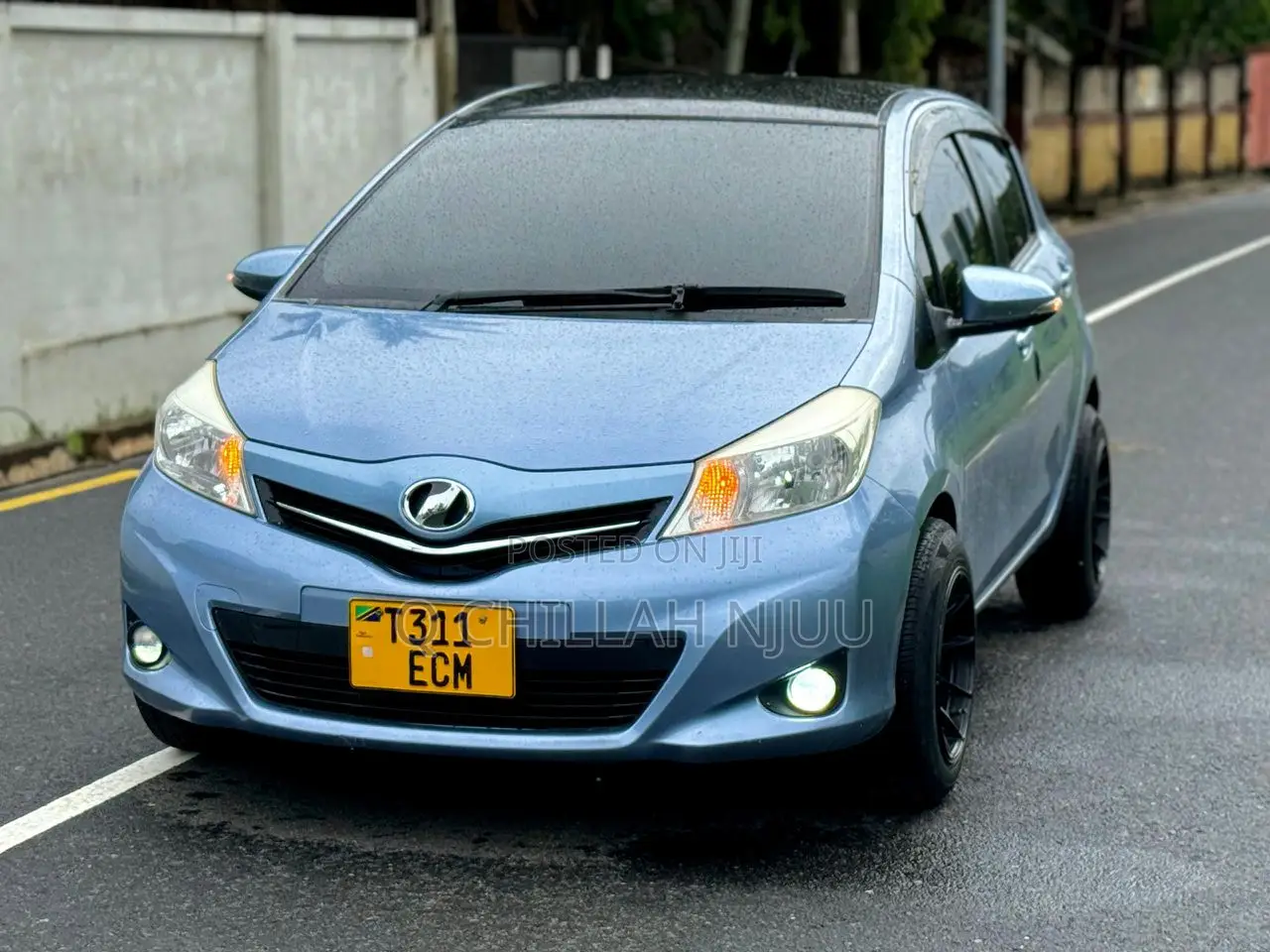 Toyota Vitz 2013 Blue