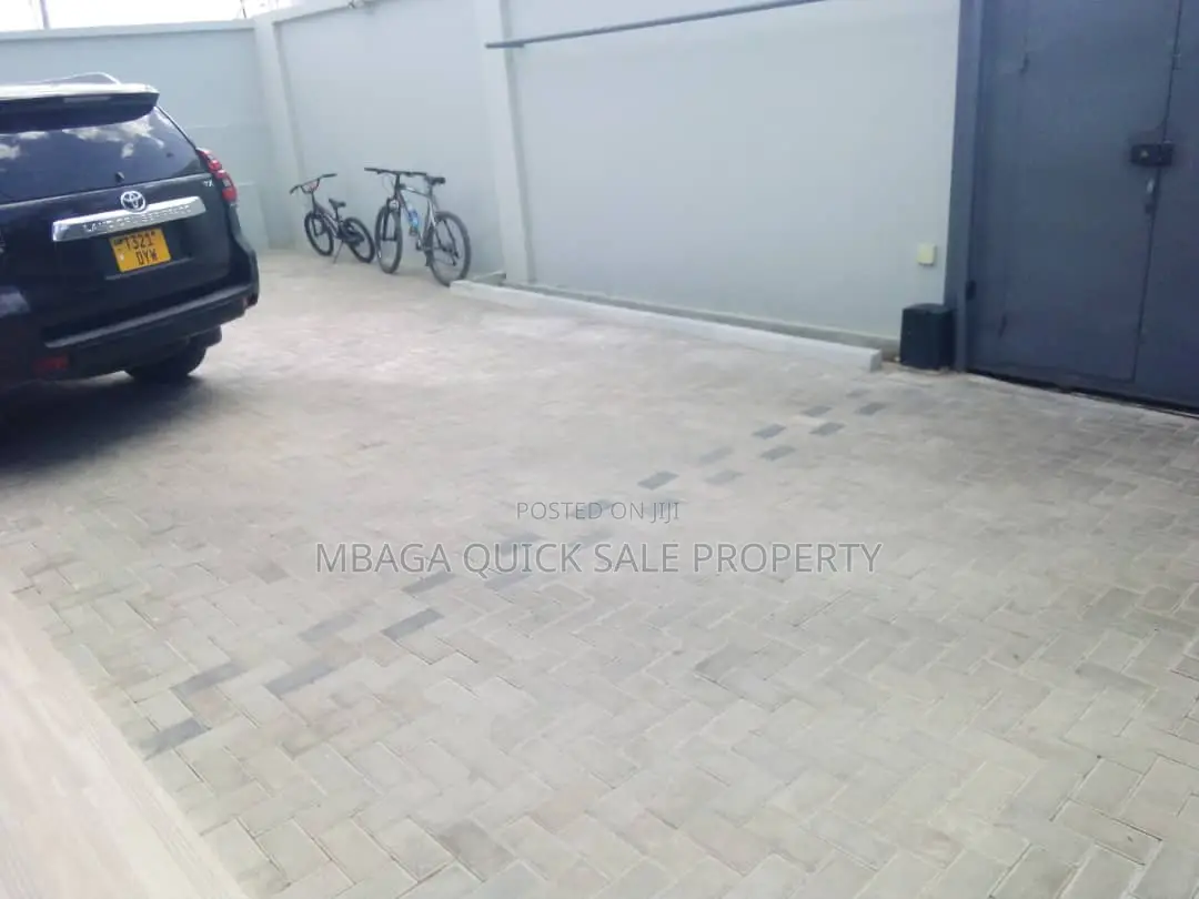 3bdrm Bungalow in Kinondoni for sale