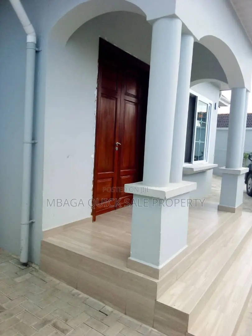 3bdrm Bungalow in Kinondoni for sale