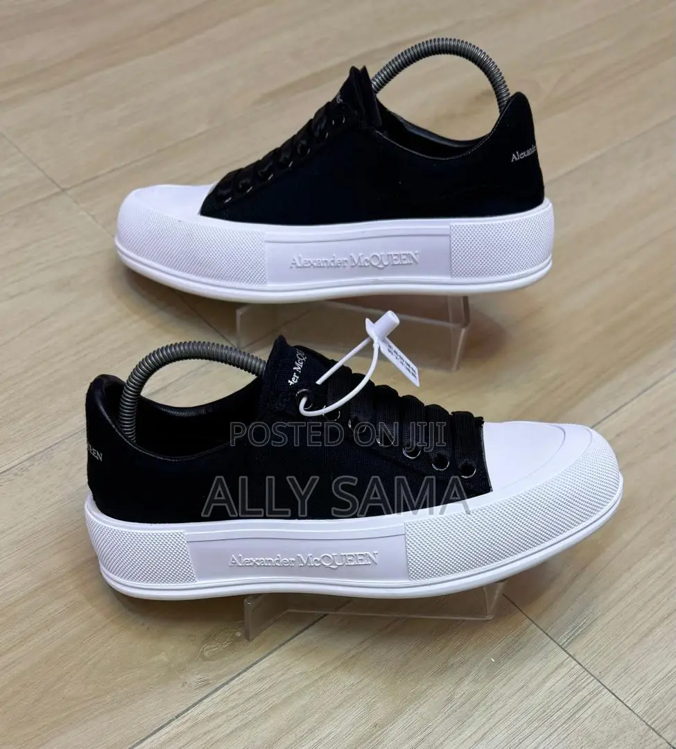 Mens Sneakers Alexander McQueen