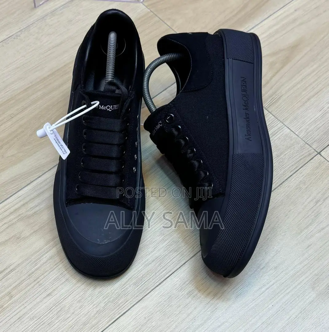 Mens Sneakers Alexander McQueen
