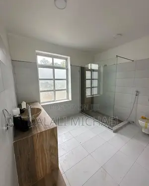 5bdrm Villa in Mikocheni for rent