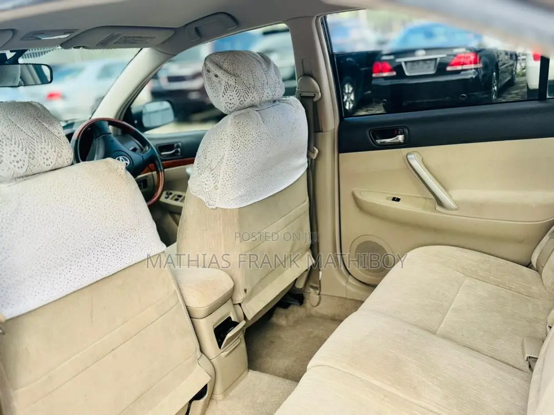 Toyota Premio 2005 Gold
