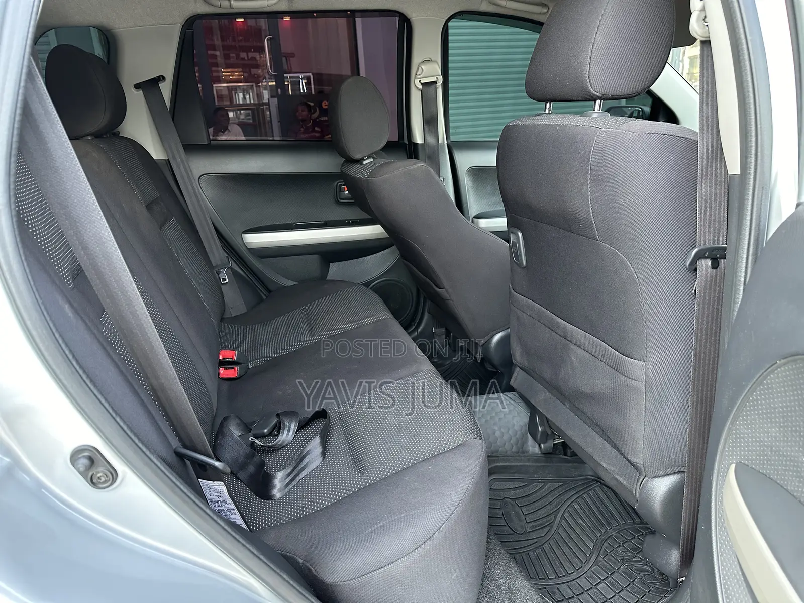 Toyota IST 2005 Silver