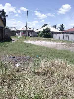 Eneo Sqmita 225 Linauzwa Milioni 2.5 Lipo Majohe Chuo Rada.