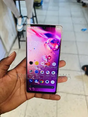 Sharp Aquos zero6 128 GB Gold