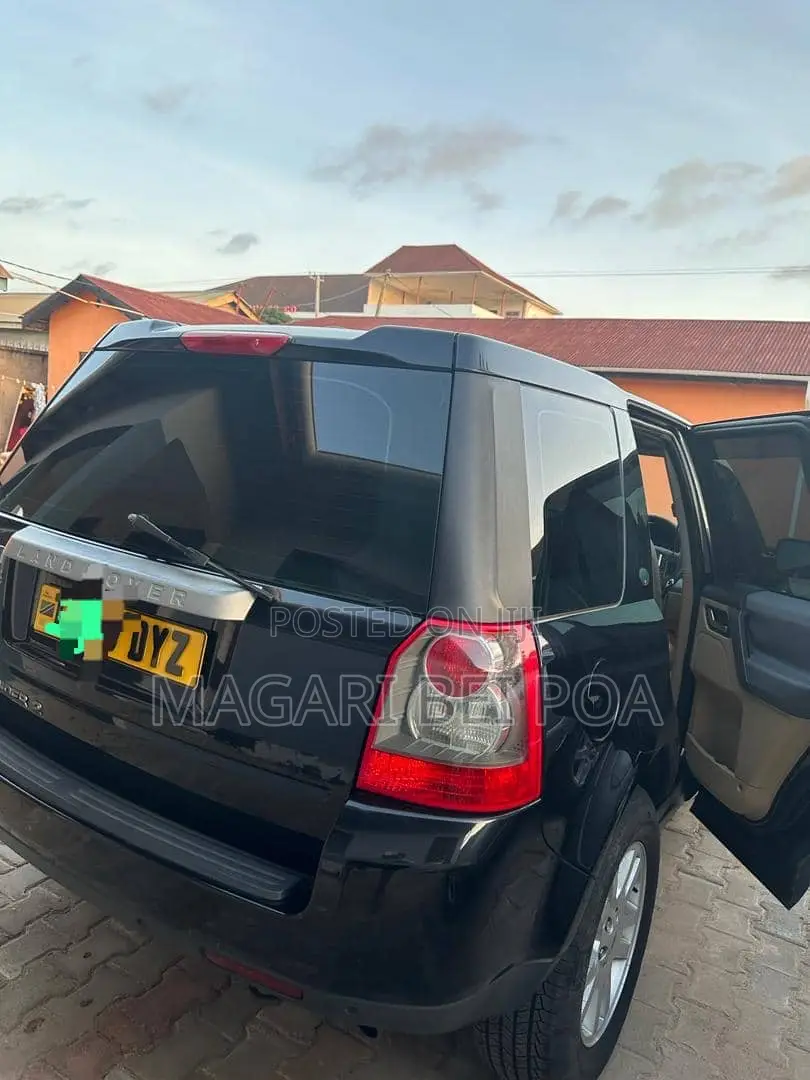 Land Rover Freelander SV Premium 2014 Black