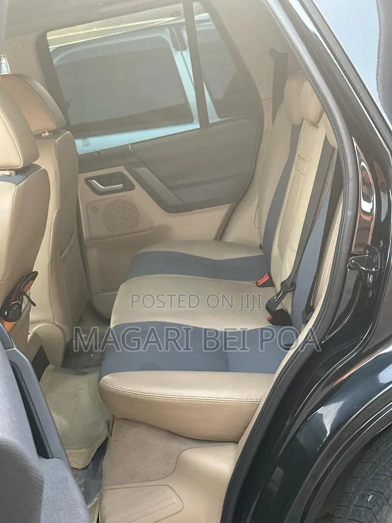 Land Rover Freelander SV Premium 2014 Black