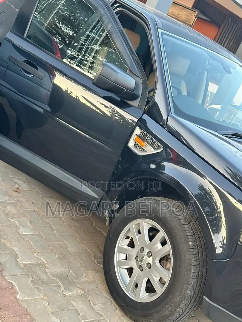 Land Rover Freelander SV Premium 2014 Black