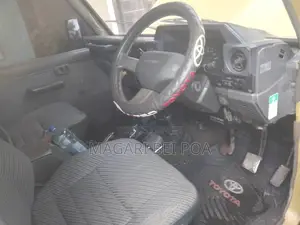 Toyota Land Cruiser Prado 2006 Ivory