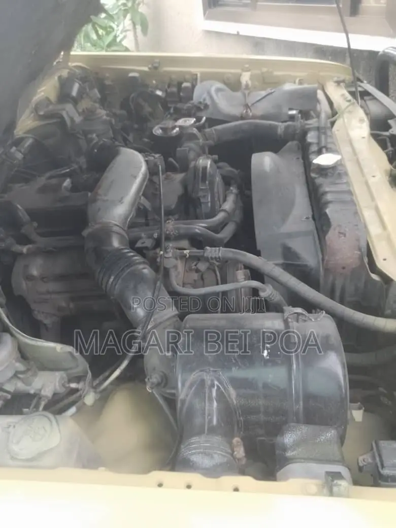 Toyota Land Cruiser Prado 2006 Ivory
