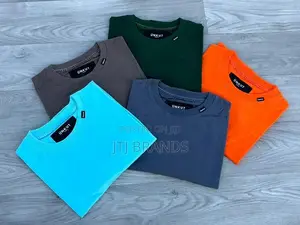 Round Collar T-Shirts