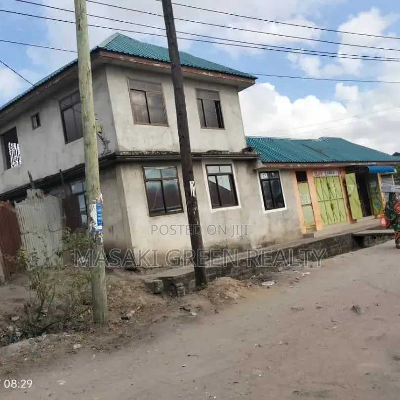 Commercial Property for Sale at Mazense