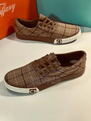 Converse Sneakers | Raba | Simple Shoes